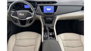 Cadillac XT5 Premium Luxury FWD 2022, Seminuevo, en Excelentes Condiciones - Product Image 2