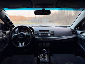 Auto Usado de Calidad a Precio Accesible, Mitsubishi Lancer 2010, Volante a la Izquierda - Product Image 2