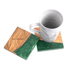 Dessous de verre de décoration de table antidérapants Design moderne en résine et bois Design unique Dessous de verre à thé faits à la main Ensemble de 4 pièces de SCI INDIA - Product Image 1