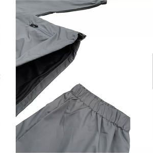 Conjunto Deportivo Personalizado con Logotipo, Chaqueta con Capucha, Cortavientos de Invierno, Transpirable, Ligero y Ecológico para Hombre y Mujer, de Fábrica - Product Image 3