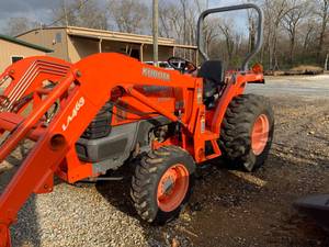 Compre el tractor Kubota L3400 de calidad premium, entrega rápida, rendimiento de alta resistencia, perfecto para agricultura a pequeña y gran escala. - Product Image 3