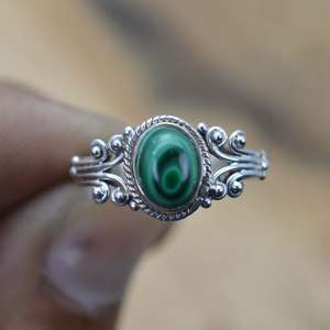 Bague fine en argent sterling 925 faite à la main Design classique unique avec pierre précieuse de malachite naturelle Vermeil d'éternité personnalisé - Product Image 5