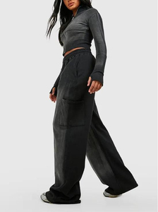 ชุดกีฬา2ชิ้นเสื้อครอปแบบมีฮู้ดสไตล์วินเทจ - Product Image 5