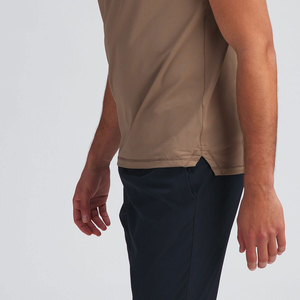 Débardeurs de sport fabriqués au Pakistan, qualité supérieure, matière respirante, débardeur sans manches pour homme de haute qualité, motif uni, singlet - Product Image 3