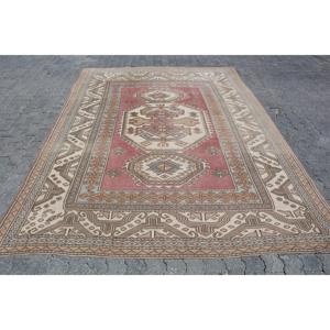 7.3x9.7 ft Turkish Rug, Rug, <b>Red</b> Check Rug <b>Wool</b> - Product Image 1