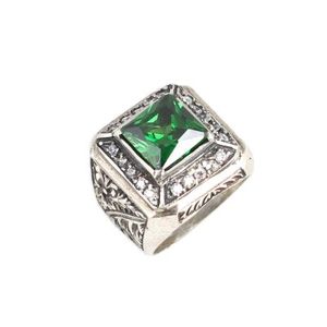 Anillo de Plata 925 con Circonita Geométrica de Corte Princesa y Piedra Natural para Hombre, Ideal para Uso Diario - Product Image 1