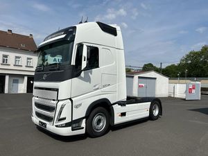 รถบรรทุกหัวลาก Volvo FH500 XL Turbo Compound 6x4 ปี 2024 คุณภาพดี ใหม่เอี่ยม เกียร์อัตโนมัติ เกียร์เร็ว เครื่องยนต์ดีเซล ยูโร 6 - Product Image 5