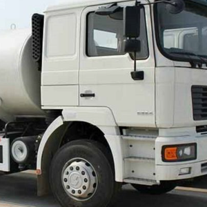 Camiones cisterna usados de primera calidad Motor diésel Transmisión manual Material de acero 6x4 6x6 Rueda motriz Capacidad de almacenamiento de combustible de agua - Product Image 5