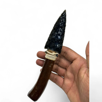 Tête de flèche en obsidienne noire naturelle avec manche en bois Couteau à lance primitif Décor tribal en cristal, couteau en obsidienne à silex fabriqué à la main
