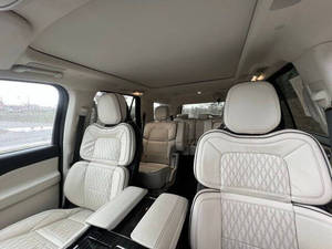 Lincoln Navigator Black Label 2024 Usado en Excelentes Condiciones - Product Image 4