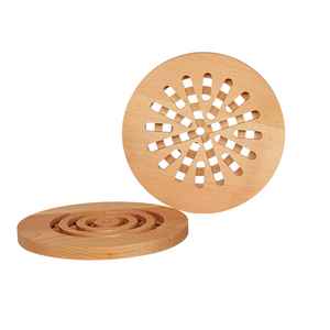 Wholesale Premium 20cm European Beech Wood Round Trivet Classic Style Ventilated Hot Dish Stand for Restaurant <b>Table</b> <b>Protection</b> - Product Image 3