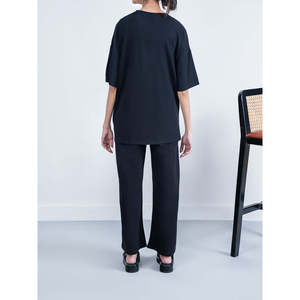 เสื้อยืดเจอร์ซีย์ทรงปกติพิมพ์ลายระบายอากาศได้ดีของ AITANA - Product Image 4