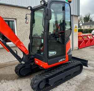 Mini-excavatrice Kubota U27-4 la plus vendue, 2,7 tonnes, à balayage zéro, diesel, compacte, avec hydraulique auxiliaire - Product Image 4
