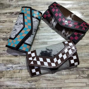 Bolso de Mano de Cuero Genuino Hecho a Mano de Primera Calidad, Estilo Vintage para Mujer, con Cierre de Cremallera, Protección RFID, Elaborado en India - Product Image 3