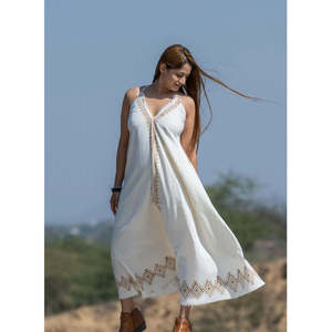 Vestido Maxi Tejido a Mano Color Marfil, Talla Única, Estilo Boho, Natural, Transpirable, Personalizable para Días de Ocio, Ropa de Verano ODM/OEM - Product Image 3