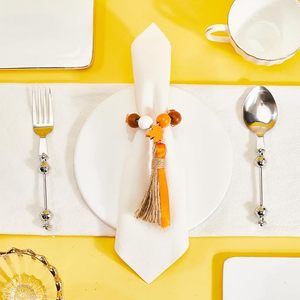 ¡Elegante servilletero de hoja de arce de otoño, cuentas de madera, Decoración de mesa de comedor para fiestas en casa y más! - Product Image 5