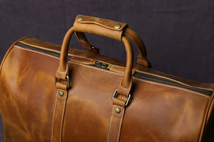 Sac de voyage pliable en cuir véritable durable avec fermeture éclair, design portable et doublure en cuir pour les voyages - Product Image 3