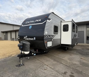 NUEVO C-O-A-C-H-M-E-N RV C-A-T-A-L-I-N-A LEGACY EDITION 263BHSCKLE MODELO 2024, 36 pies de largo, 2000 kg de carga útil, color oscuro, en venta - Product Image 3