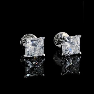 Pendientes de estudio de corte princesa de moissanita blanca de Plata de Ley 925 pedido personalizado para otras joyas - Product Image 3