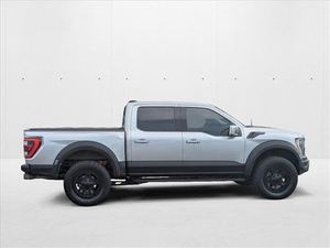 Ford F-150 Raptor SuperCrew 2021, 4WD, Asientos de Cuero, Caja de Cambios Automática, Cámara Trasera, Portaequipajes de Aluminio, Neumáticos R17, Gasolina, Usado - Product Image 5