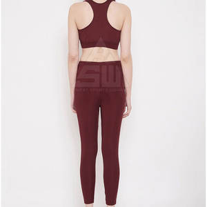 Ensemble de yoga grande taille réversible solide de meilleure qualité pour femmes vêtements de sport respirants et écologiques fabriqués au Pakistan - Product Image 3