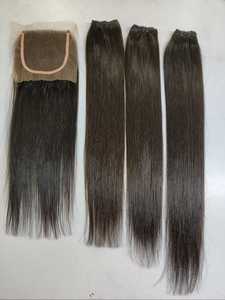 Venta al por mayor proveedor indio 100% Remy sin procesar Virgen Temple cabello humano 26 Rubio rizado profundo 613 Paquete de extensión de la India - Product Image 4