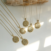 Offre Spéciale plaqué or 18 carats fleur bord 26 lettres initiale nom pendentif collier pour hommes femmes