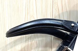 Bride en cuir noir de qualité supérieure avec bride de rembourrage souple pour l'équitation à prix abordable Vente en gros - Product Image 5