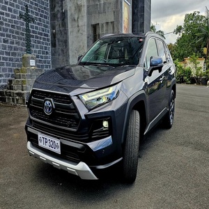 Toyota RAV 4 d'occasion frais et propre sans accident Historique Vitesse maximale passablement utilisé en stock Prix bon marché disponible - Product Image 5