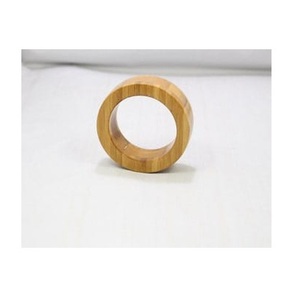 Elegante Servilletero de Madera con Diseño Nuevo, Tamaño Personalizado, Forma Redonda, Producto de Madera Tallada en Diamante para Uso en Mesa del Hogar - Product Image 2