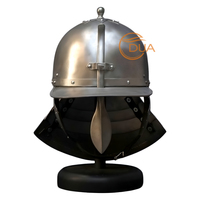 Casque de hussard médiéval 18GA style rond reproduction moderne d'un casque historique d'origine polonaise