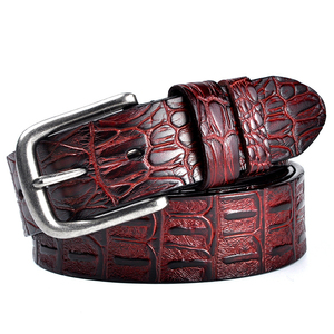 Ceinture en cuir de vache véritable pour homme personnalisable Fabrication professionnelle Matériel de qualité supérieure durable avec une bonne boucle à ardillon - Product Image 2