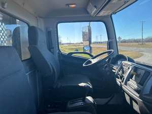 Camion à plateau plat 2020 268 avec moteur de 230 CV, boîte de vitesses automatique à 6 rapports, durable et haute performance - Product Image 2