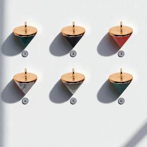 จี้อัญมณีอเมซอนขนาด10X11มม. ทรงกรวยชุบทองแบบเดี่ยว - Product Image 3