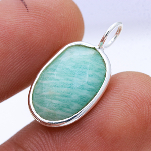 Wholesale Natural Chrysoprase Oval Cut Gemstone 925 <b>Solid</b> Sterling Silver <b>Gold</b> Plated Women's Vintage Handmade Healing <b>Pendant</b> - Product Image 4