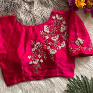 Blusa de Sari de seda para mujer de alta calidad Bordado de hilo hecho a mano estilo tradicional listo para usar para fiestas de festivales indios - Product Image 3