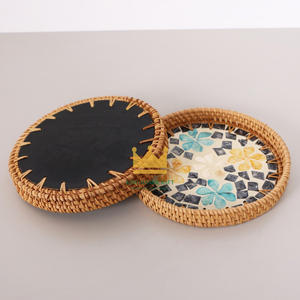Plateau rond en rotin Offre Spéciale fait main avec plateau de service en gros vadrouille idéal pour les maisons côtières et les centres de villégiature au Vietnam - Product Image 2
