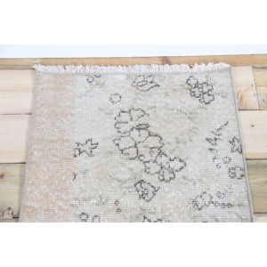 Tapis vintage 1,7x3,3 pieds, tapis turc en laine vert et marron à motifs floraux - Product Image 4