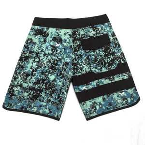 Shorts de sport pour hommes de haute qualité à la mode Shorts d'entraînement décontractés à motif solide Conception personnalisable à vendre - Product Image 2