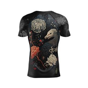 100% polyester, impression par sublimation, ne craque pas, ne se décolore pas, ne se décolle pas, inserts latéraux, respirabilité, mobilité, rash guard à manches courtes, UPF50 - Product Image 4