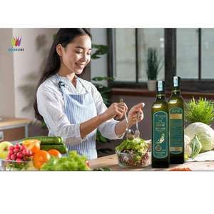 Approvisionnement en gros en vrac Vietnam Huile de graines de camélia biologique de qualité supérieure neuve et premium pour la santé, les soins de la peau et les applications culinaires - Product Image 4