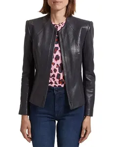 Veste d'hiver en cuir Veste à broderie recadrée pour femmes Vestes en cuir PU avec logo personnalisé pour dames - Product Image 1