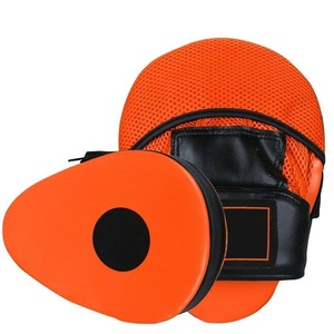 Almohadillas de enfoque pesadas de cuero genuino para hombre, manoplas de boxeo clásicas para almohadilla de gimnasio, trabajo y rendimiento de impacto - Product Image 5