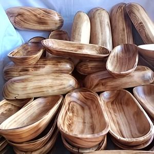 Bol à pâte et à bougie en bois élégant Finition naturelle Cuisine durable Artisanat à domicile pour les ustensiles de cuisine de fête - Product Image 5