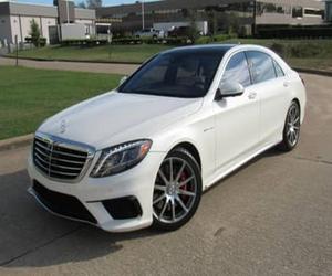 Mercedes-Benz S63 AMG Sedán 2015, el más vendido, con motor V8 biturbo de 577 hp, tracción total y equipamiento de alta gama. - Product Image 1