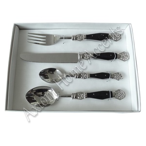 Axiom Home Accents Ensemble de couverts faits à la main en argent et noir Design élégant Cuillère à thé en acier inoxydable Cuillère à café pour une cuisine raffinée - Product Image 4