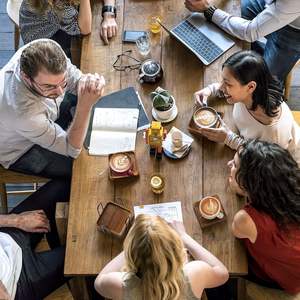 Ensemble en bois élégant de caboteur avec la finition polie de la meilleure qualité pour la maison et la cuisine modernes - Product Image 5