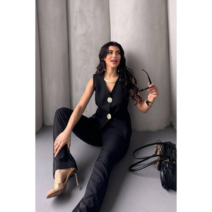 Abito in due pezzi elegante con bottoni e pantaloni eleganti da donna - Product Image 4
