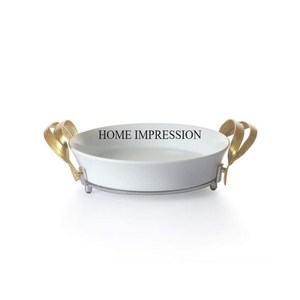 Bandeja para servir de mármol de diseño atractivo de color negro de forma ovalada con manijas únicas hechas de metal chapado en oro de alta calidad de la India - Product Image 4