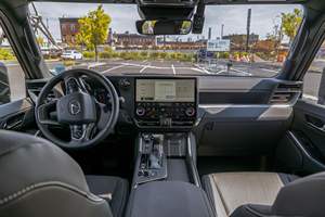 2024 GX 550 พรีเมียม+ เครื่องยนต์เทอร์โบ V6 349 แรงม้า ขับเคลื่อน 4 ล้อ ไม่ได้ดัดแปลง - Product Image 4